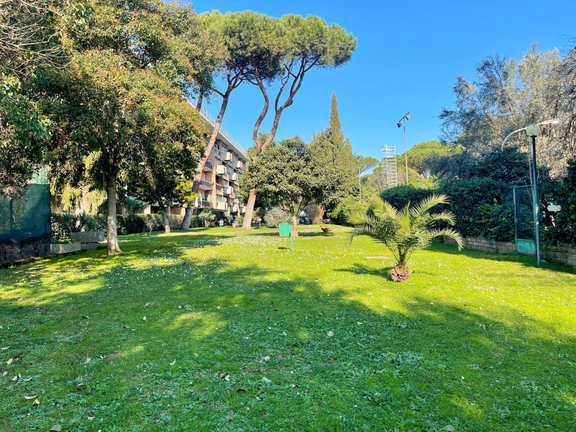 Modern Apartment 10 Min Vatican Parking&Pool Roma Exterior foto